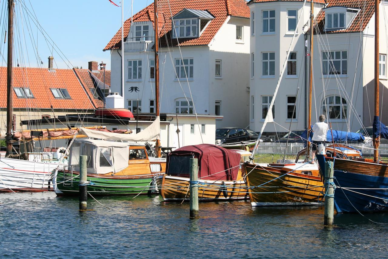 Rodkaergard Bed&Breakfast Kerteminde Bagian luar foto